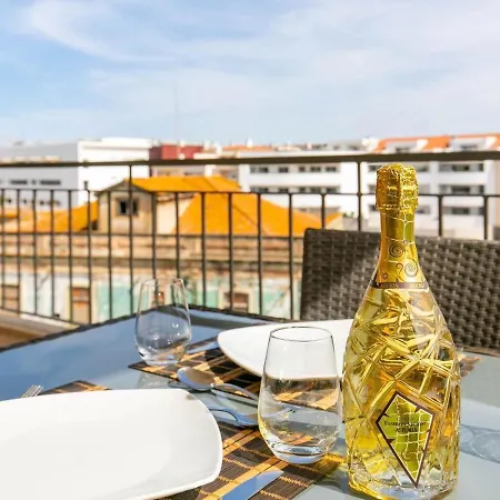 Apartamento Casa Lilou - Apartamento Em Excelente Condominio Com Piscina E Ginasio *