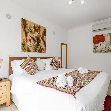 Casa Lilou - Apartamento Em Excelente Condominio Com Piscina E Ginasio * Lagos