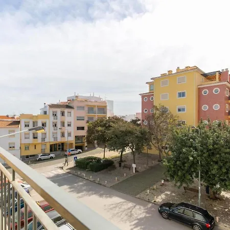 Apartamento Casa Lilou - Apartamento Em Excelente Condominio Com Piscina E Ginasio *