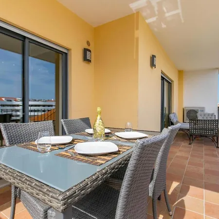Casa Lilou - Apartamento Em Excelente Condominio Com Piscina E Ginasio Lagos