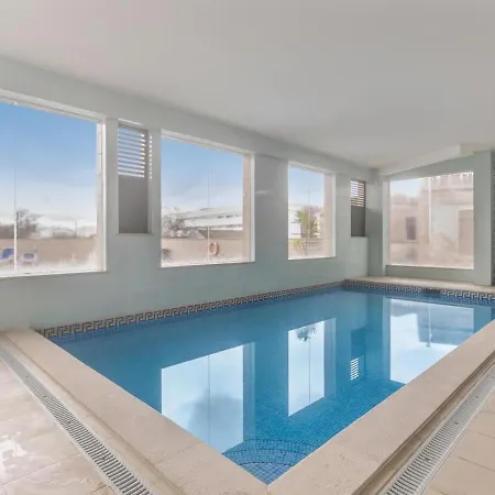 Casa Lilou - Apartamento Em Excelente Condominio Com Piscina E Ginasio * Lagos