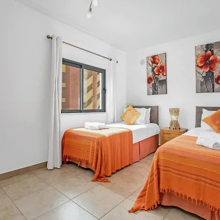 Casa Lilou - Apartamento Em Excelente Condominio Com Piscina E Ginasio *
